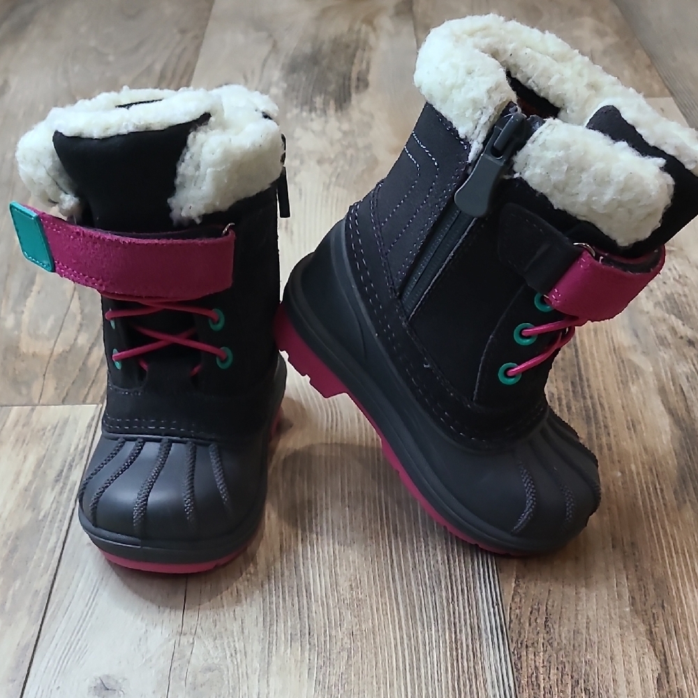 Cat & Jack Snow Boots Pink/Gray Toddler 6
